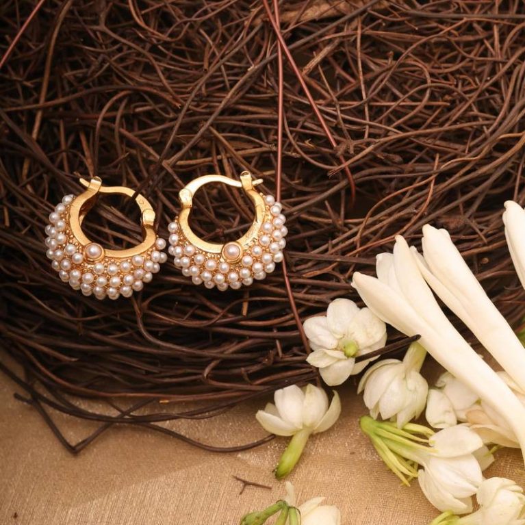 Kundan pearl small hoops